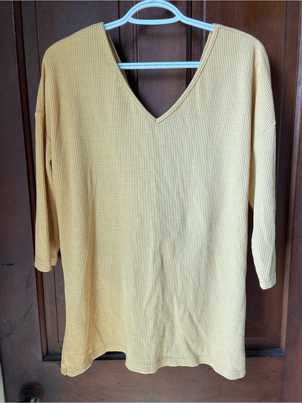 andthewhy women's large yellow top with open back